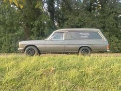 Grau Gebraucht 1975 Mercedes W114 Kleinwagen | 10.999 €