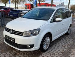 Weiß Gebraucht 2014 VW Touran Cup Van / Kleinbus | 5.990 € (Guter Preis)