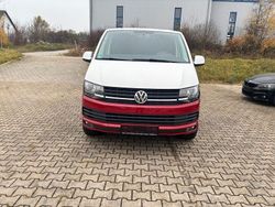 Rot Gebraucht 2016 VW T6 Van | 20.890 € (Teuer)