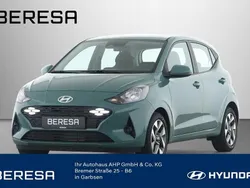Mangrove green / mic Neu 2025 Hyundai i10 Trend Kleinwagen | 17.290 € (Fairer Preis)