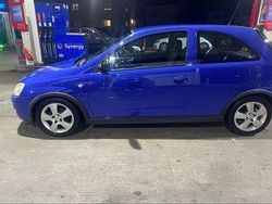 Blau Gebraucht 2006 Opel Corsa Limousine | 500 € (Superpreis)