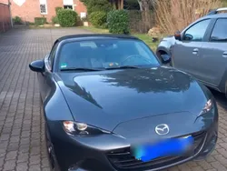 Grau Gebraucht 2021 Mazda MX5 Ad'Vantage Cabrio | 21.900 € (Superpreis)