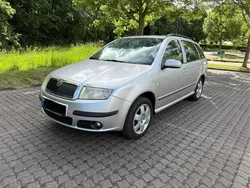 Silber Gebraucht 2006 Skoda Fabia Kombi | 1.350 € (Fairer Preis)