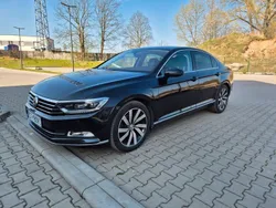Schwarz Gebraucht 2015 VW Passat Highline Limousine | 13.900 € (Guter Preis)
