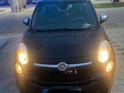 Schwarz Gebraucht 2013 Fiat 500L Van / Kleinbus | 7.499 €