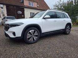 Weiß Gebraucht 2023 Mercedes EQB250+ SUV | 33.000 € (Teuer)