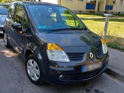 Braun Gebraucht 2005 Renault Modus Van / Kleinbus | 1.490 € (Guter Preis)