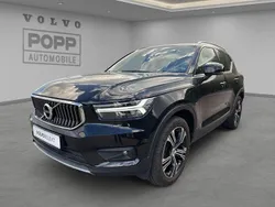 Black solid (stone) / solid Gebraucht 2022 Volvo XC40 Inscription SUV | 26.850 € (Superpreis)