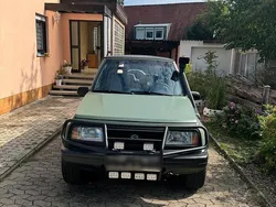 Grün Gebraucht 1997 Suzuki Vitara SUV | 10.000 €