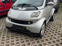 Schwarz Gebraucht 2004 Smart ForTwo Cabrio Passion Cabrio | 2.600 € (Guter Preis)