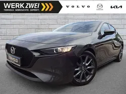 Matrixgrau metallic Gebraucht 2021 Mazda 3 Selection Limousine | 20.900 € (Fairer Preis)