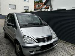 Silber Gebraucht 2001 Mercedes A200 Kleinwagen | 500 €