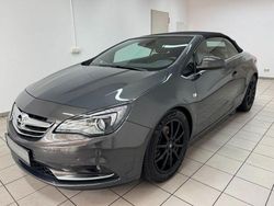Grau Gebraucht 2016 Opel Cascada Innovation Cabrio | 15.990 € (Fairer Preis)