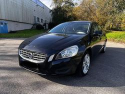 Schwarz Gebraucht 2011 Volvo S60 Limousine | 5.899 € (Fairer Preis)