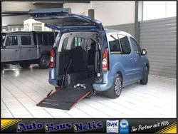Kyanosblaumet. Gebraucht 2018 Peugeot Partner Active Van / Kleinbus | 22.990 €