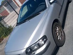 Silber Gebraucht 2001 Volvo S60 Limousine | 1.600 € (Fairer Preis)