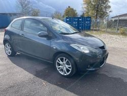 Grau Gebraucht 2008 Mazda 2 Inclusive Limousine | 2.700 € (Fairer Preis)