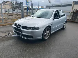 Silber Gebraucht 2004 Seat Leon FR Limousine | 3.300 € (Etwas zu teuer)