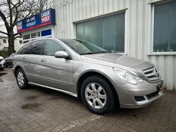 Grau Gebraucht 2007 Mercedes R320 Van / Kleinbus | 10.990 €