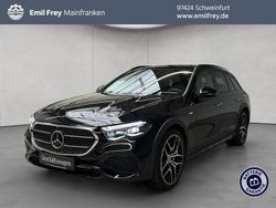 Obsidianschwarz metallic Gebraucht 2025 Mercedes E300 Kombi | 82.500 €
