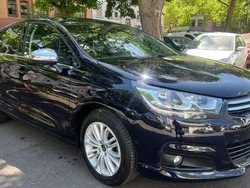 Blau Gebraucht 2015 Citroën C4 SELECTION Limousine | 4.750 € (Guter Preis)