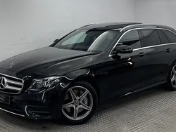 Obsidianschwarz (metallic) Gebraucht 2020 Mercedes E300 AMG Kombi | 29.400 € (Superpreis)