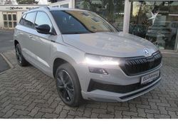 Stahlgrau Neu 2025 Skoda Karoq SportLine SUV | 37.570 € (Fairer Preis)