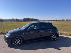 Schwarz Gebraucht 2017 Audi A1 Sportback Sport Kleinwagen | 9.500 € (Fairer Preis)