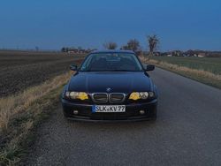 Blau Gebraucht 2000 BMW 318 Coupé | 2.200 € (Guter Preis)