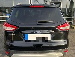 Schwarz Gebraucht 2015 Ford Kuga SUV | 8.500 € (Fairer Preis)