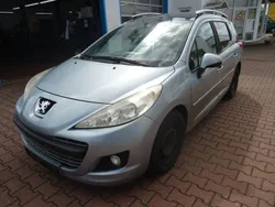 Blau Gebraucht 2011 Peugeot 207 Tendance Kombi | 1.550 € (Superpreis)