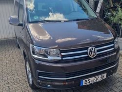 Braun Gebraucht 2018 VW Multivan Van | 22.999 €