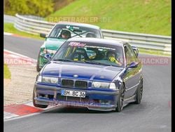 Blau Gebraucht 1996 BMW 325 M Sport Limousine | 21.999 €