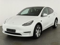 Pearl white multi coat Gebraucht 2023 Tesla Model Y SUV | 40.495 € (Etwas zu teuer)