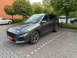 Grau Gebraucht 2021 Ford Kuga ST-Line X SUV | 15.700 € (Fairer Preis)