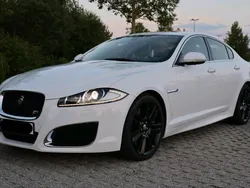 Weiß Gebraucht 2012 Jaguar XFR Limousine | 29.500 €