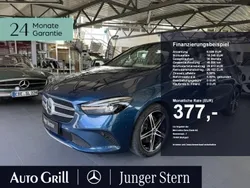 Blau Gebraucht 2022 Mercedes B250 Van / Kleinbus | 30.750 € (Fairer Preis)