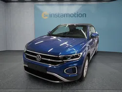 Blau Gebraucht 2024 VW T-Roc Cabriolet Cabrio | 36.799 € (Fairer Preis)