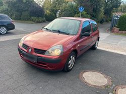 Rot Gebraucht 2005 Renault Clio II Kleinwagen | 670 € (Fairer Preis)