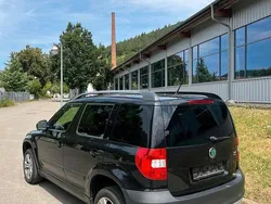 Schwarz Gebraucht 2011 Skoda Yeti GreenLine SUV | 4.999 € (Teuer)