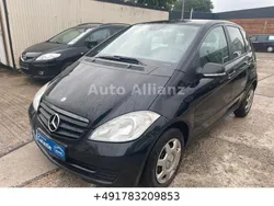 Kosmosschwarz metalliclack Gebraucht 2010 Mercedes A180 Kombi | 1.999 € (Guter Preis)