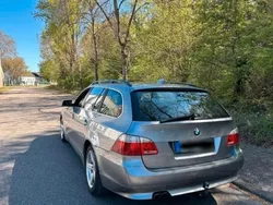 Grau Gebraucht 2005 BMW 530 Kombi | 2.599 € (Fairer Preis)
