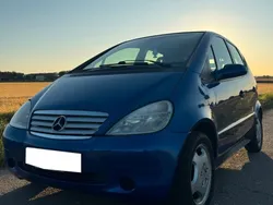 Blau Gebraucht 1999 Mercedes A140 Avantgarde Limousine | 1.380 € (Fairer Preis)