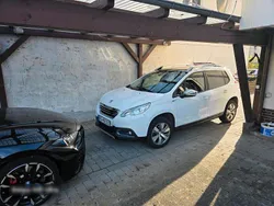 Weiß Gebraucht 2015 Peugeot 2008 SUV | 6.100 € (Fairer Preis)