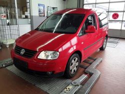 Rot Gebraucht 2010 VW Caddy Team Van / Kleinbus | 15.888 €