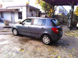 Grau Gebraucht 2009 Skoda Fabia Cool Edition Limousine | 650 € (Superpreis)