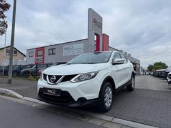 Weiß Gebraucht 2017 Nissan Qashqai Visia SUV | 10.950 € (Fairer Preis)