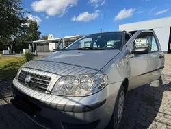Silber Gebraucht 2004 Fiat Punto Kleinwagen | 1.300 € (Fairer Preis)