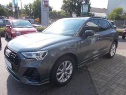 Grau Gebraucht 2021 Audi Q3 S-Line SUV | 31.980 € (Fairer Preis)