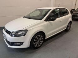 Weiß Gebraucht 2013 VW Polo Match Limousine | 7.950 € (Fairer Preis)